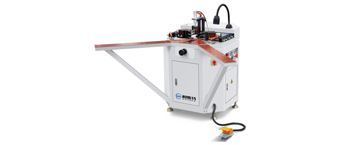 Aluminum door and window synchronous corner assembly machine (with lifting) LJZT-120